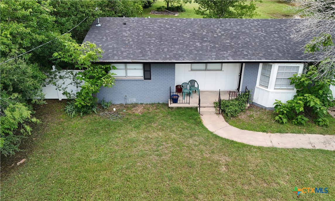 4902 Meyers Lane Property Photo 1