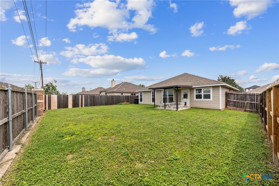 7831 Redbrush Property Photo 23