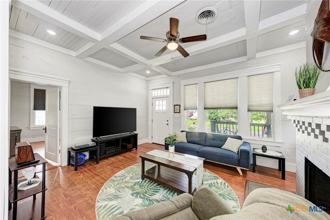 340 Ackerman Street Property Photo 10