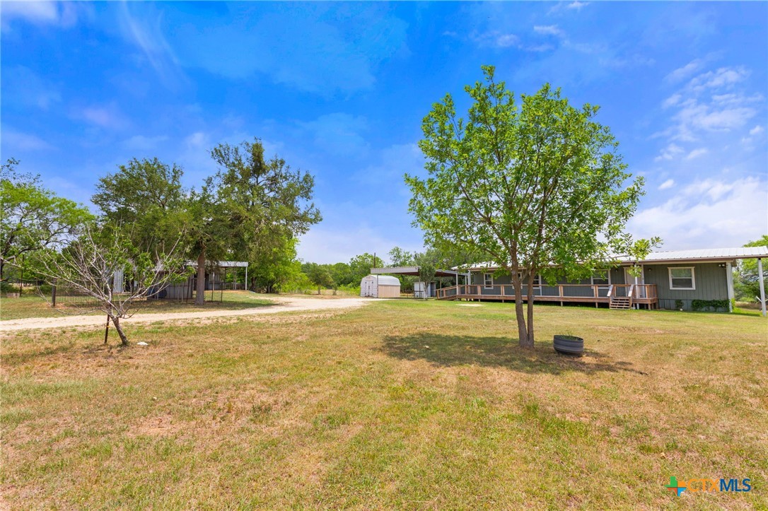 411 Fm 86 Property Photo 10