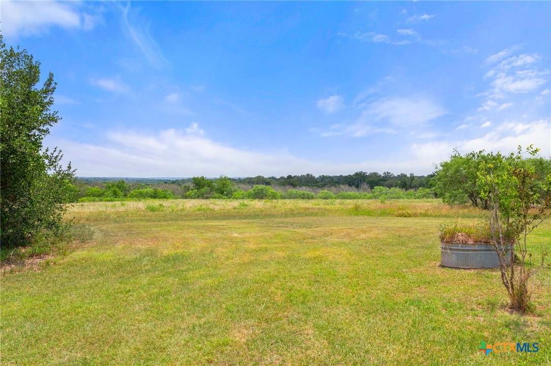 411 Fm 86 Property Photo 11