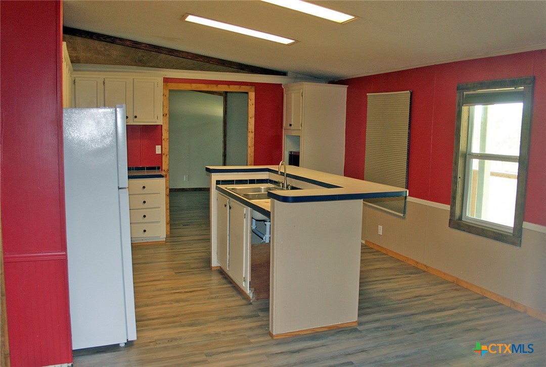 411 Fm 86 Property Photo 23