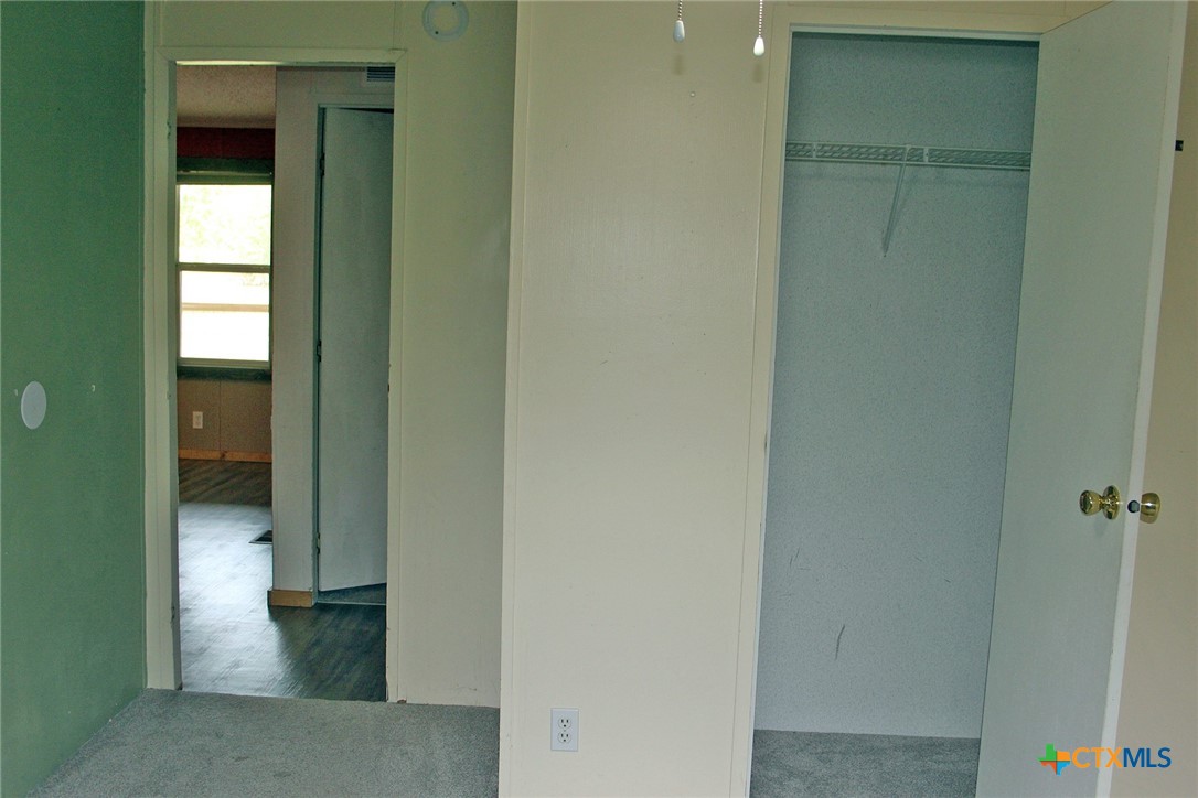 411 Fm 86 Property Photo 29