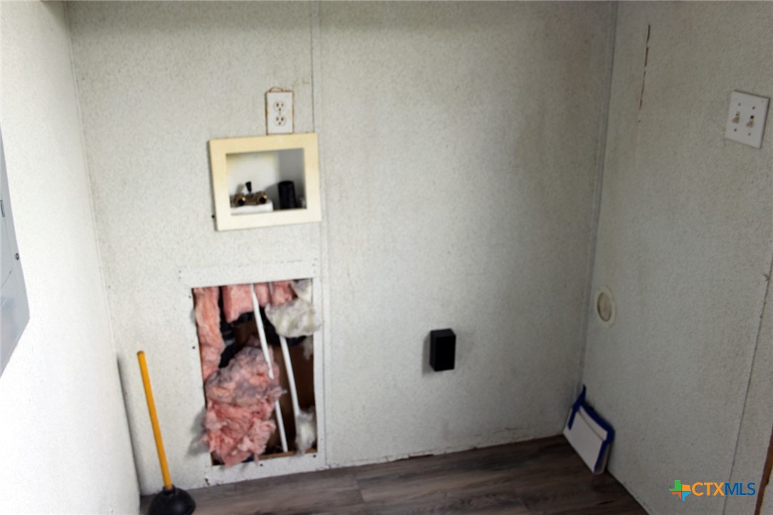 411 Fm 86 Property Photo 33
