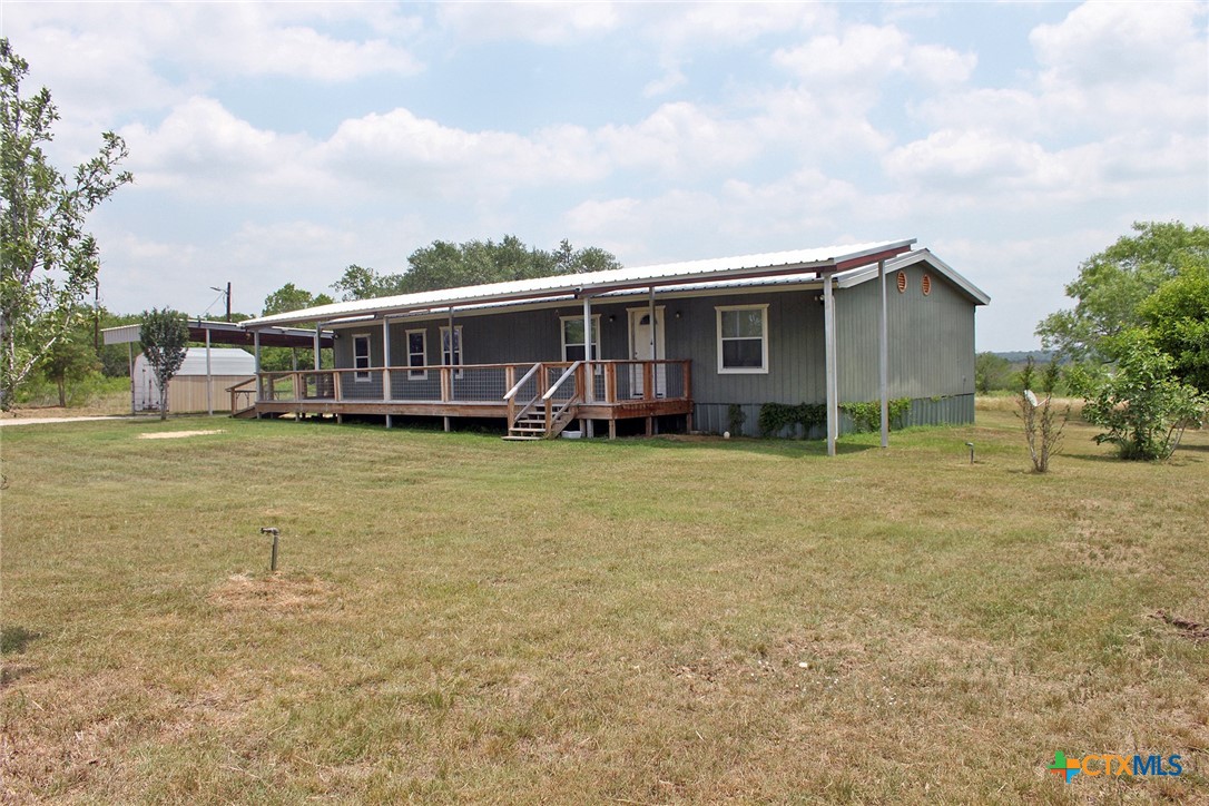 411 Fm 86 Property Photo 35