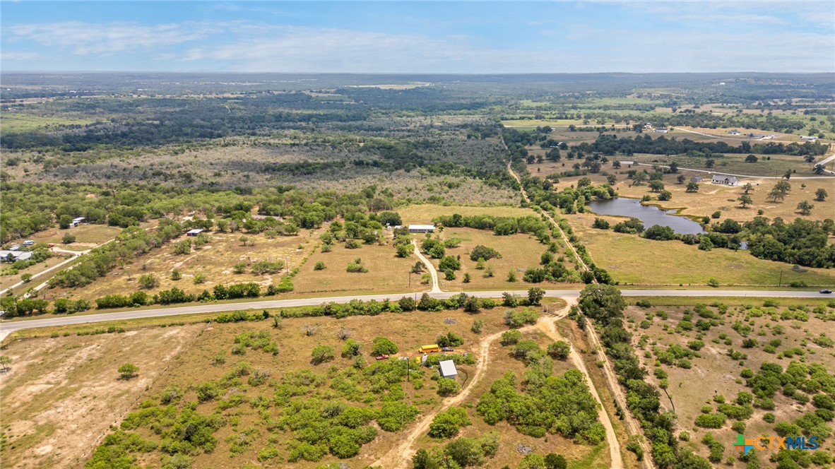 411 Fm 86 Property Photo 36