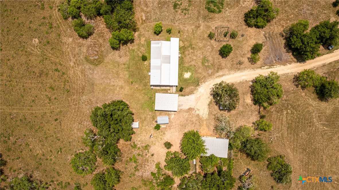 411 Fm 86 Property Photo 40