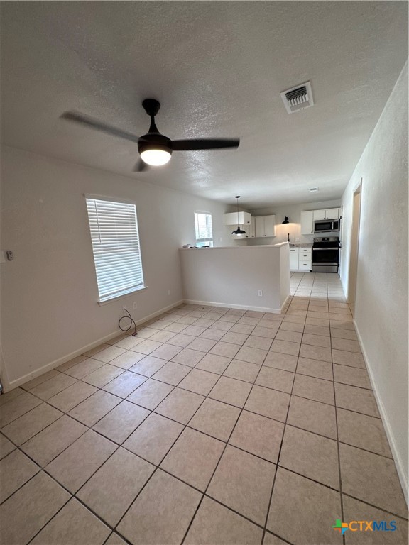 1202 Urbantke Court B Property Photo 6