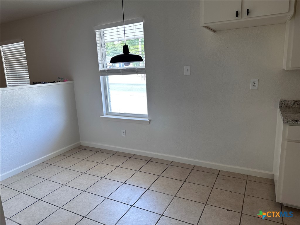 1202 Urbantke Court B Property Photo 7