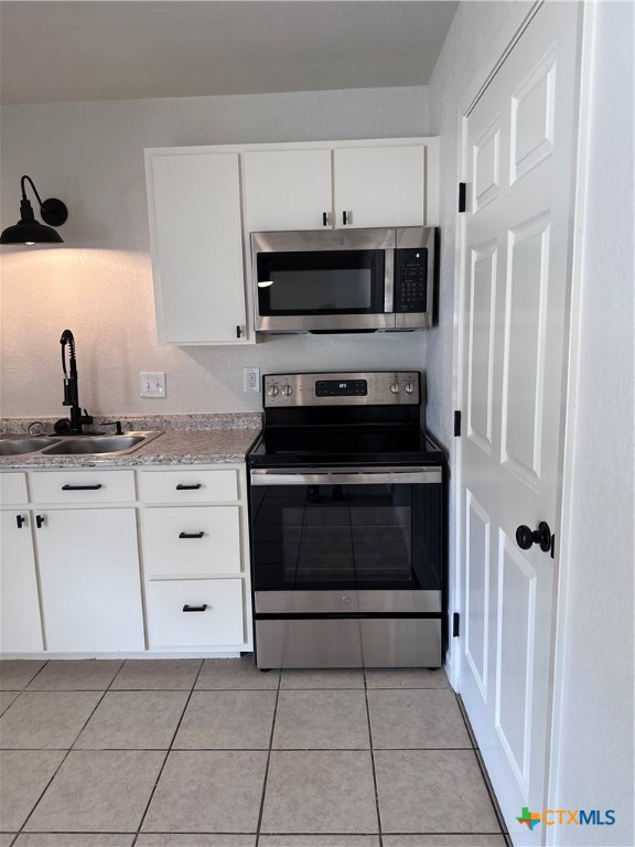 1202 Urbantke Court B Property Photo 11