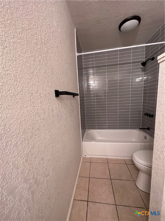 1202 Urbantke Court B Property Photo 19