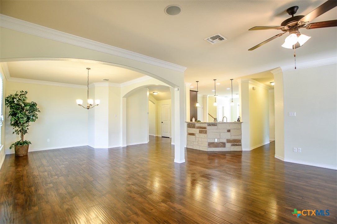 807 Valentino Drive Property Photo 12
