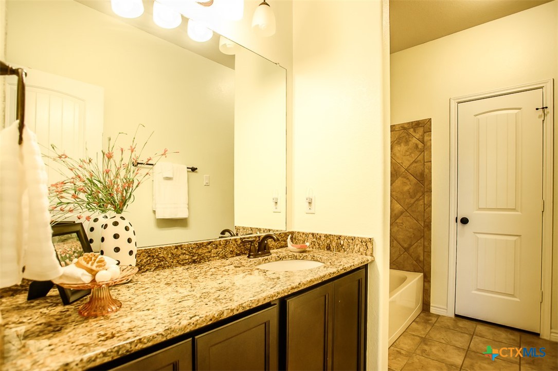 807 Valentino Drive Property Photo 34