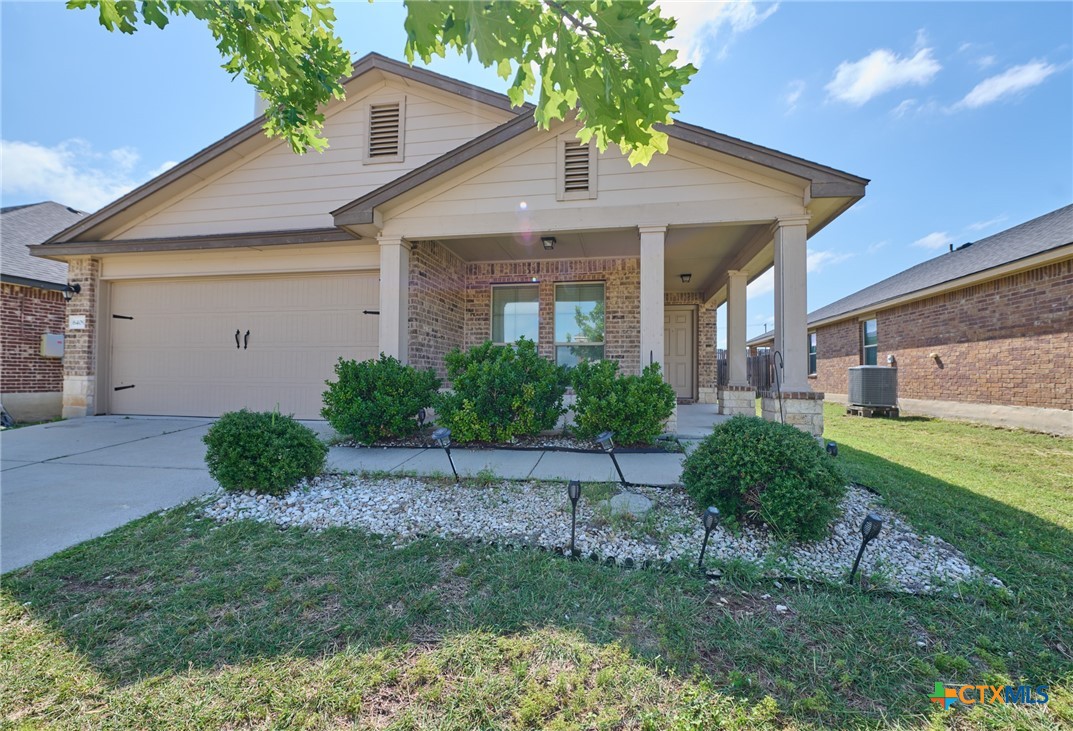 6409 Katy Creek Lane Property Photo 1