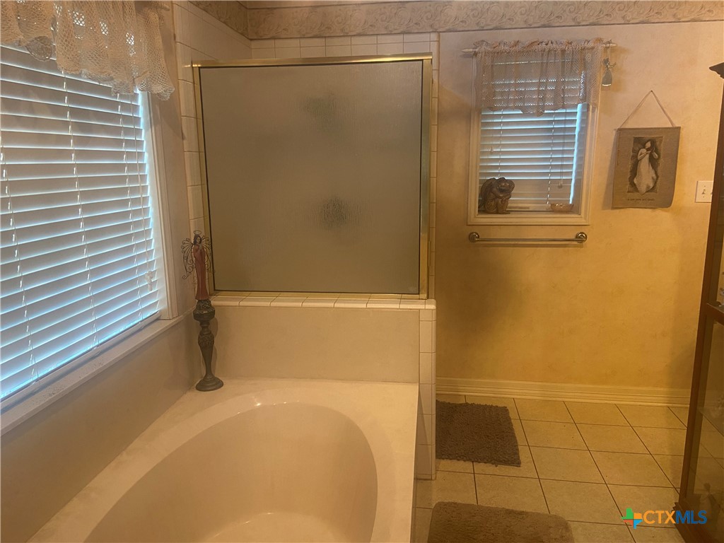 1002 Magnolia Street Property Photo 13