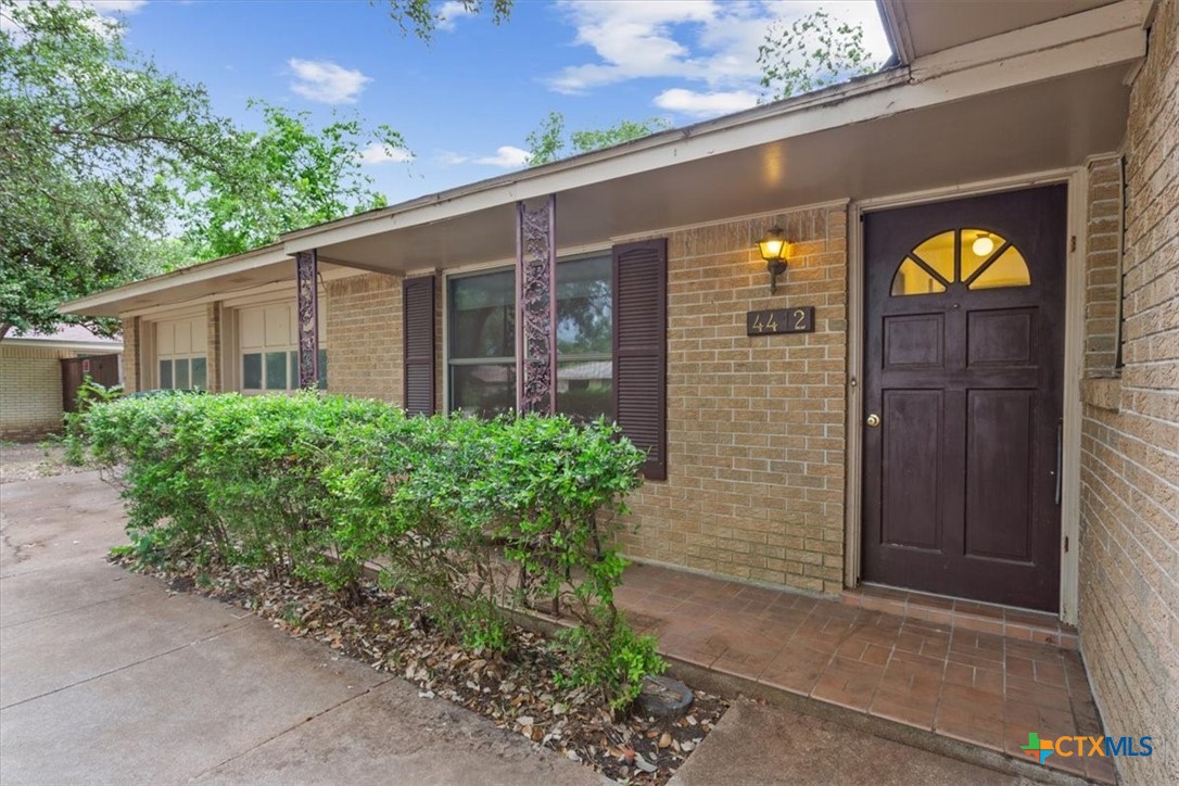 4412 Briar Cliff Road Property Photo 4
