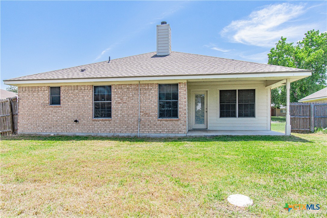 5204 Southern Crossing Drive Property Photo 19