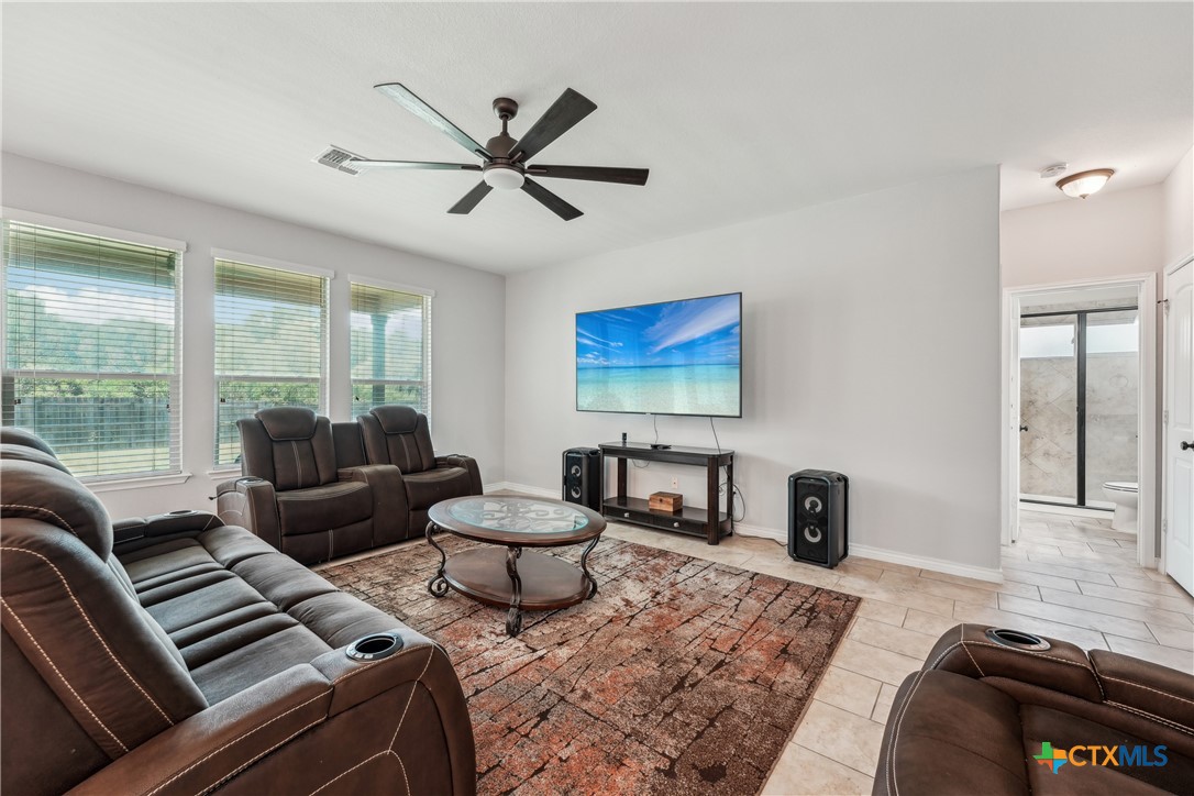 3225 Vineyard Trail Property Photo 6