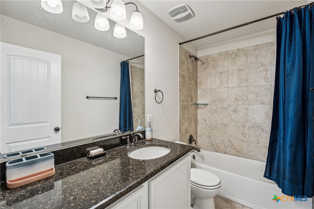 3225 Vineyard Trail Property Photo 20