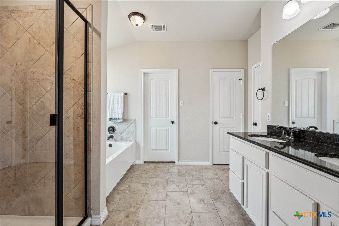 3225 Vineyard Trail Property Photo 24