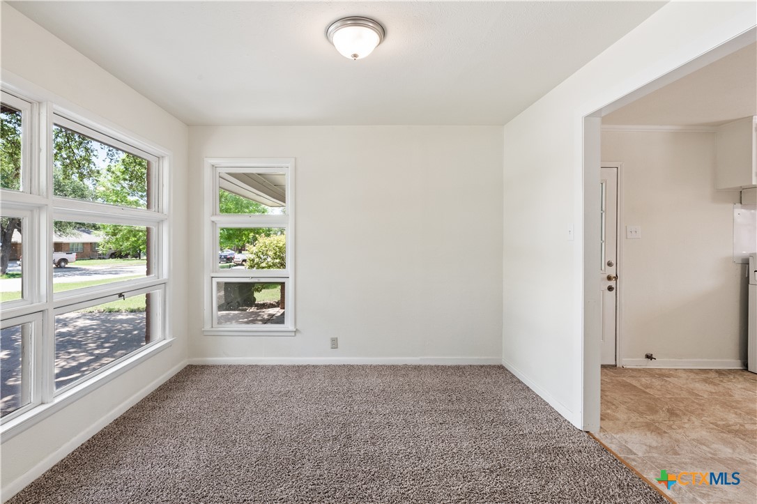 2904 W Avenue R Property Photo 19