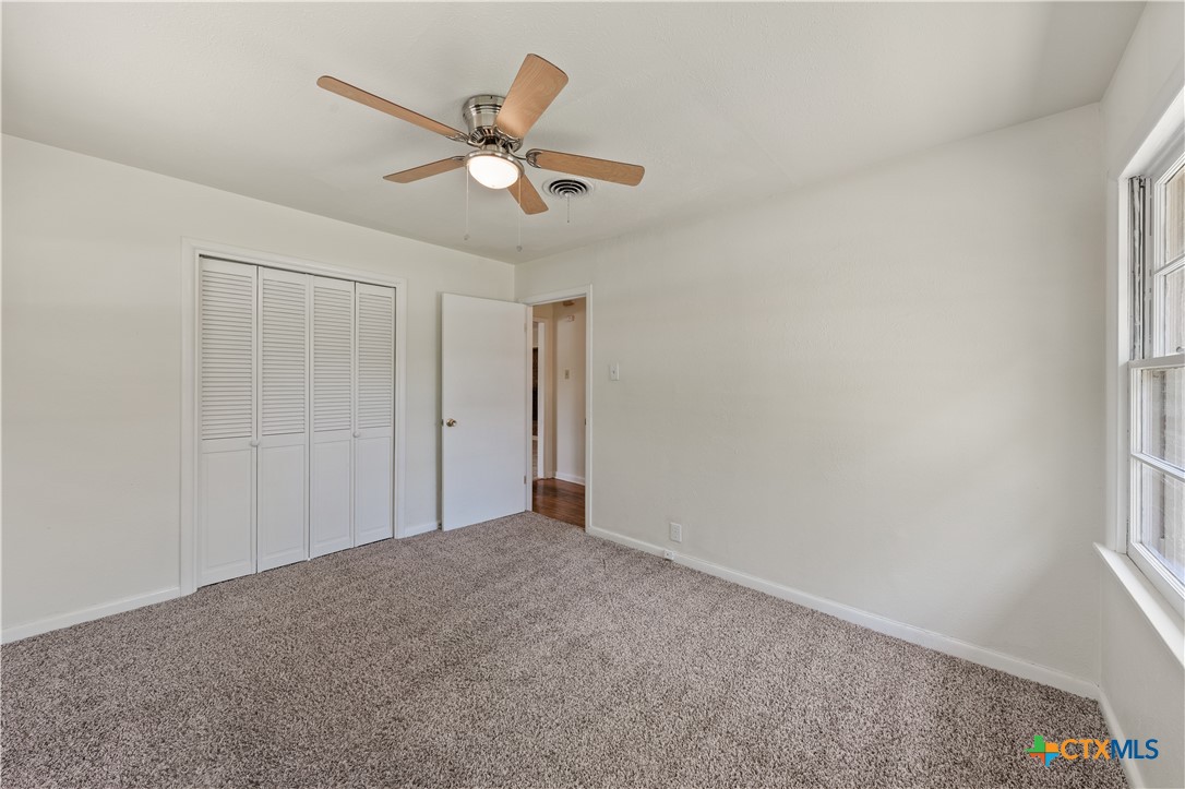 2904 W Avenue R Property Photo 32