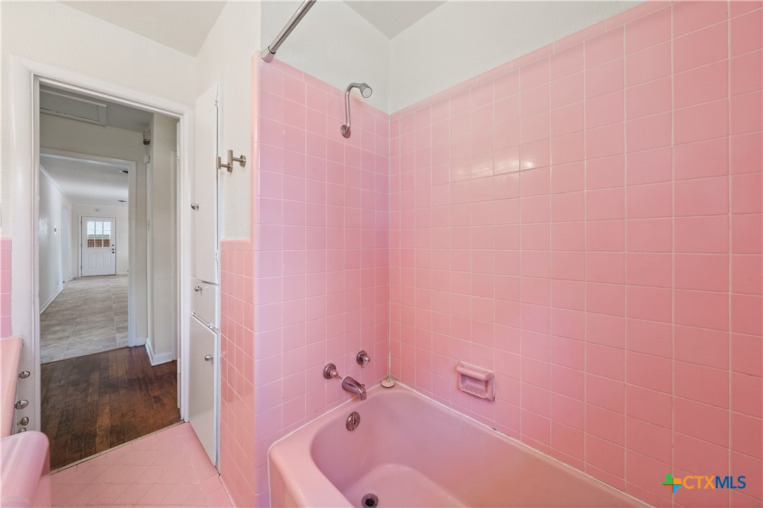 2904 W Avenue R Property Photo 35