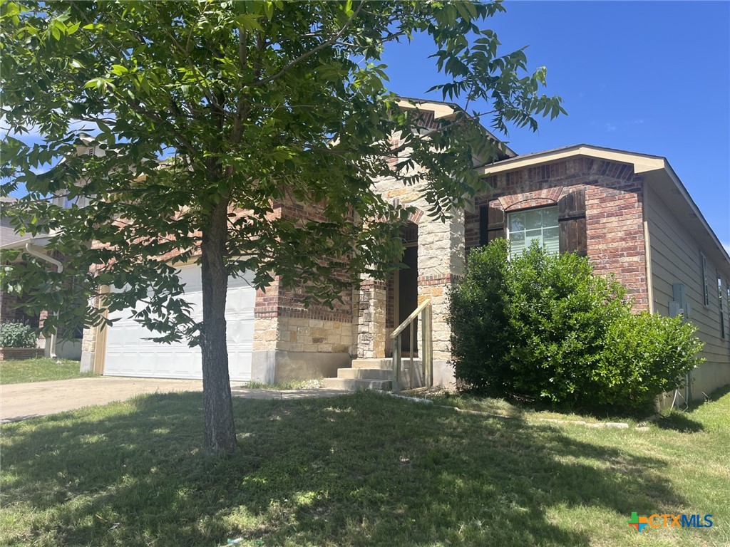 9210 Devonshire Court Property Photo 2