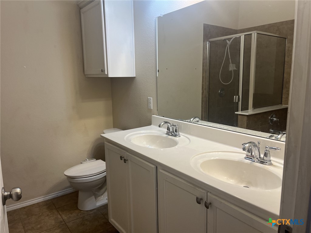 9210 Devonshire Court Property Photo 13