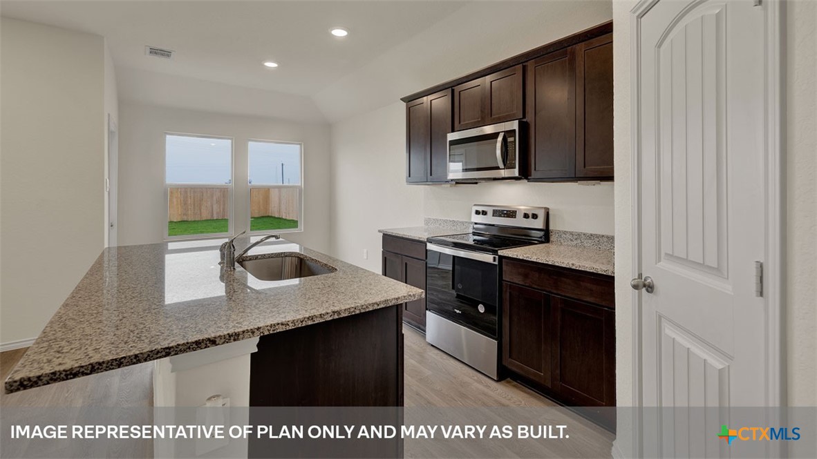 813 Prince Albert Property Photo 15