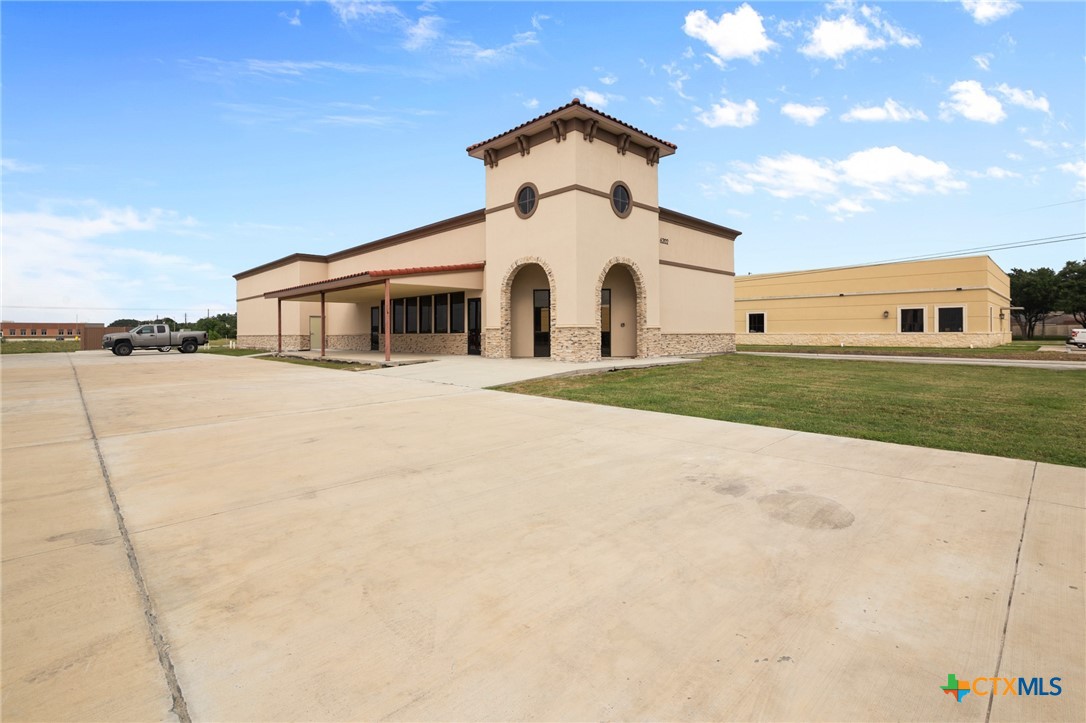 6202 Nursery Drive Property Photo 1