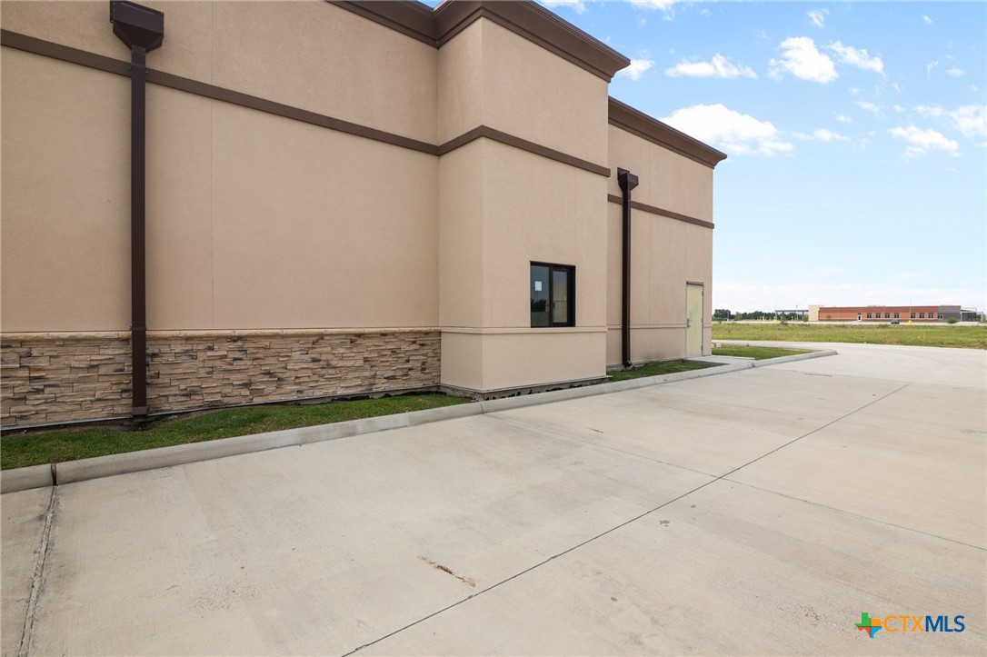 6202 Nursery Drive Property Photo 11