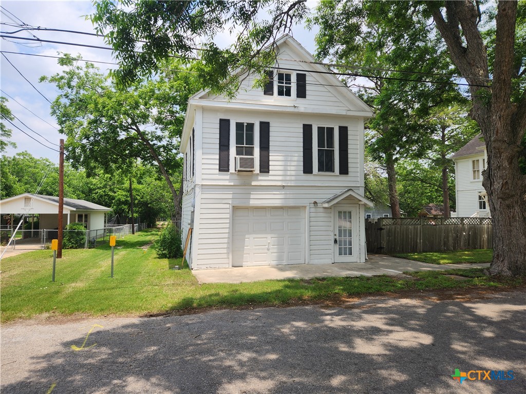 102 Duke Street Property Photo 1
