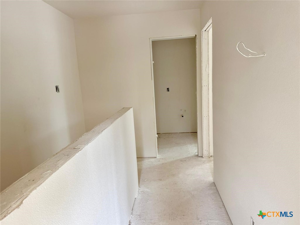687 Burr Oak Lane Property Photo 7