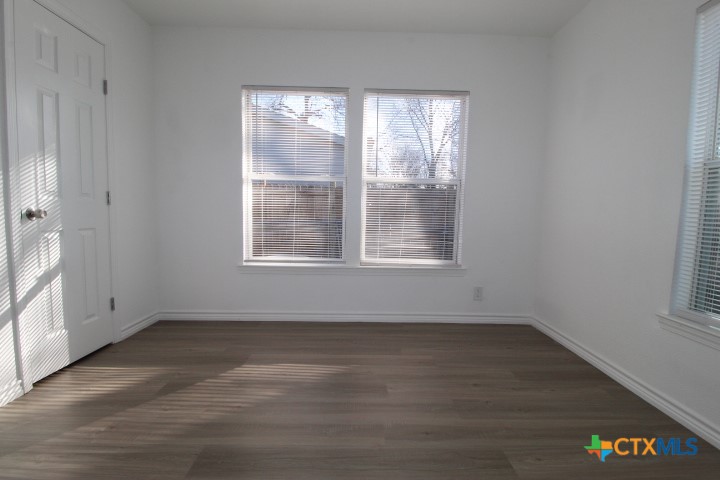 1003 Estelle Avenue Property Photo 8