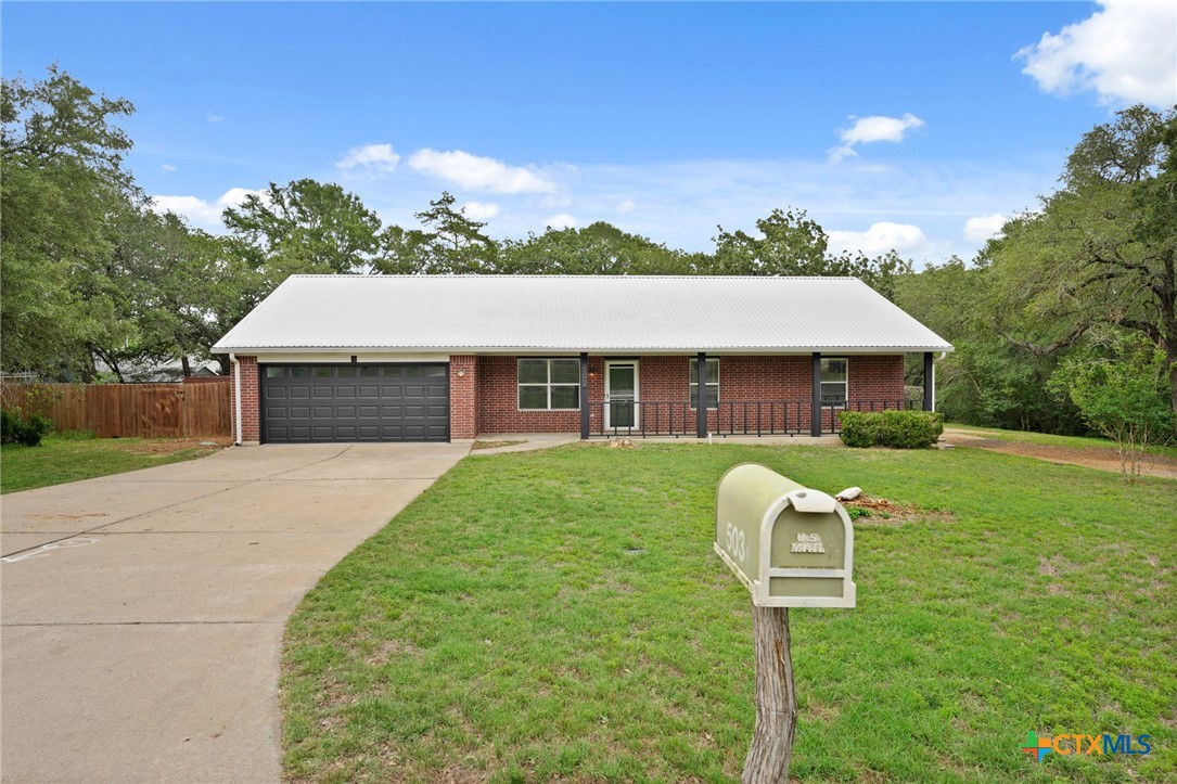 503 Pine Street Property Photo 1