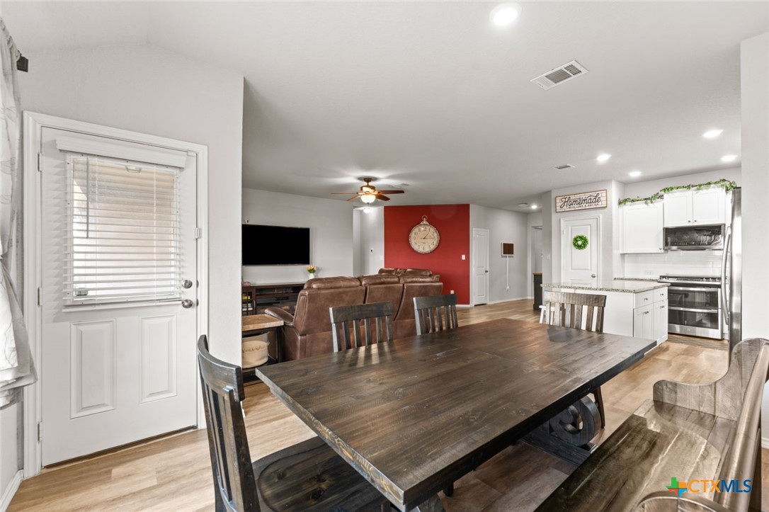 31682 Nimbus Drive Property Photo 11