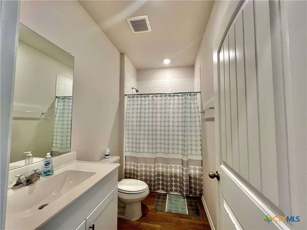 1708 Violeteared Way Property Photo 7