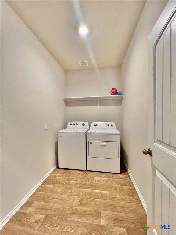 1708 Violeteared Way Property Photo 8