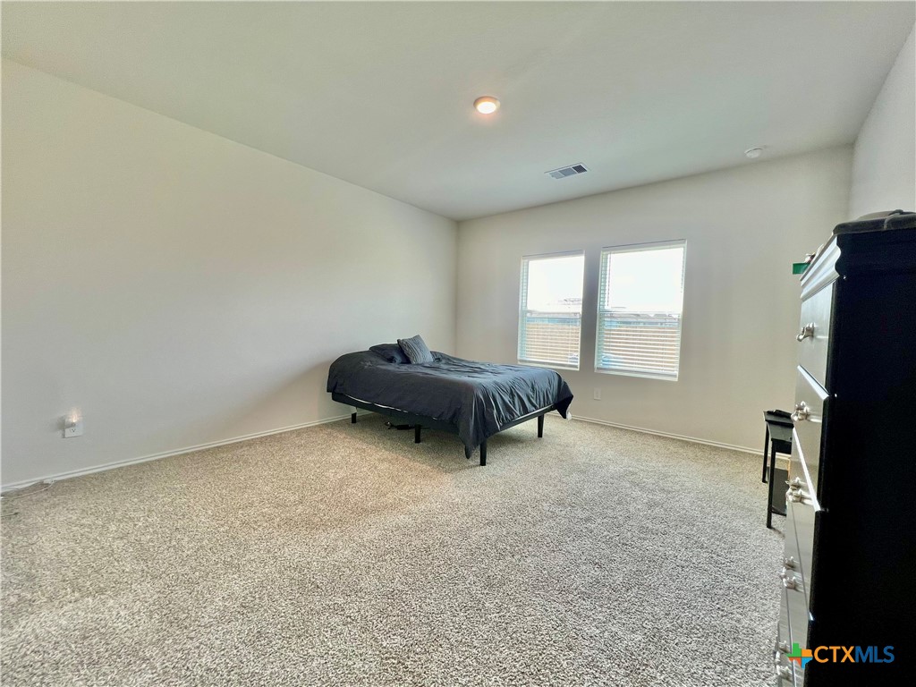 1708 Violeteared Way Property Photo 17