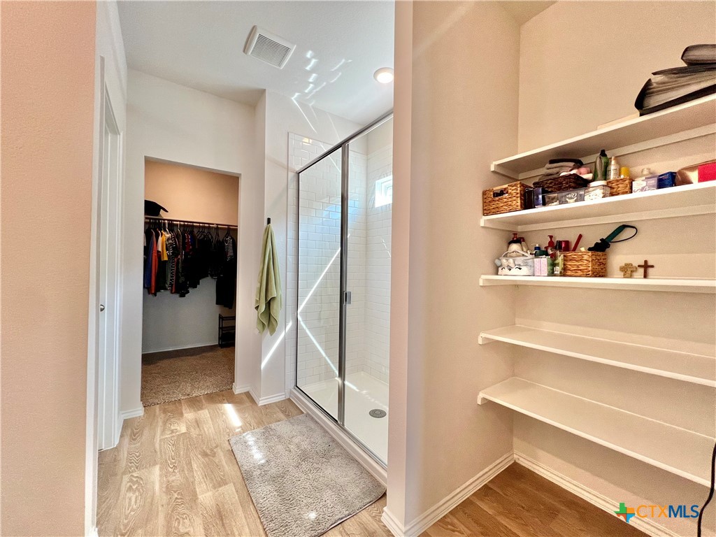 1708 Violeteared Way Property Photo 21
