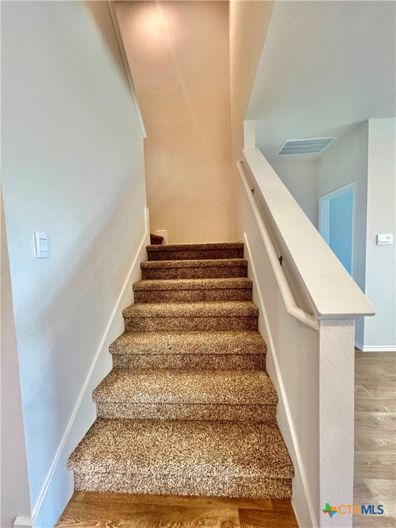 1708 Violeteared Way Property Photo 24