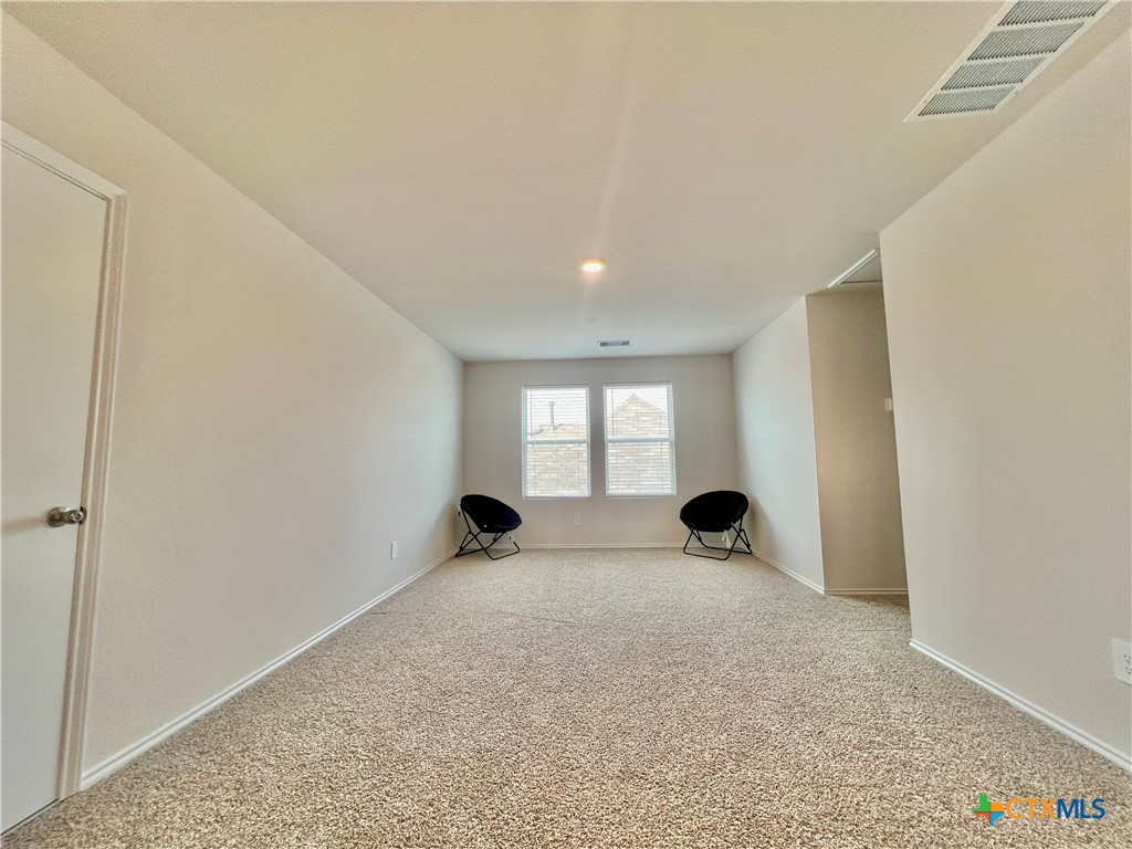 1708 Violeteared Way Property Photo 26