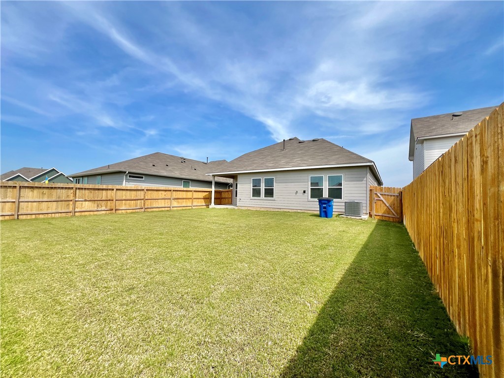 1708 Violeteared Way Property Photo 34