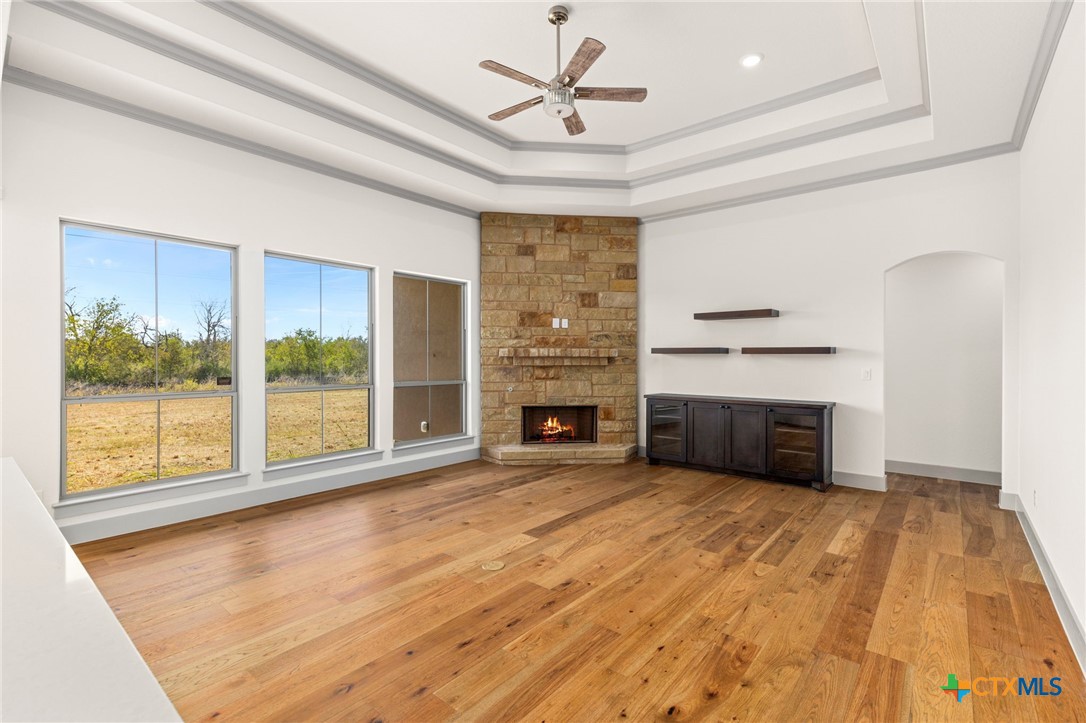321 Farmhouse Drive Property Photo 12