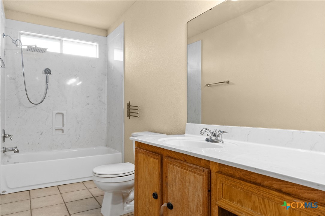 118 Lone Shadow Drive Property Photo 25