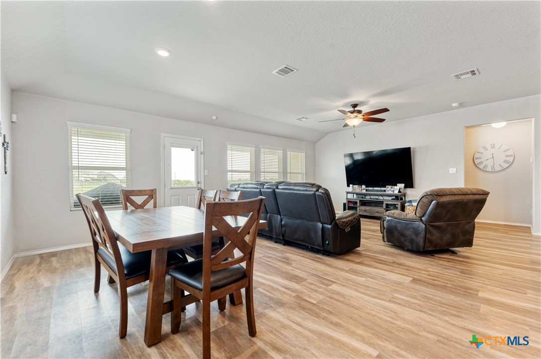 2946 Daisy Meadow Property Photo 9