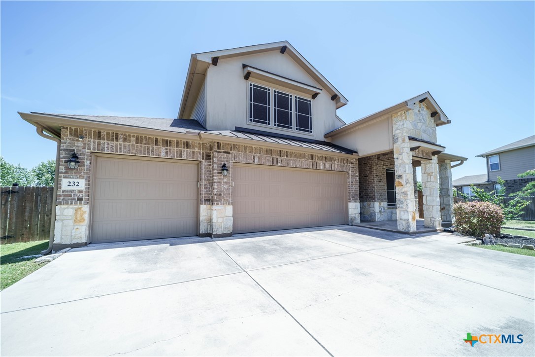 232 Pevero Property Photo 1