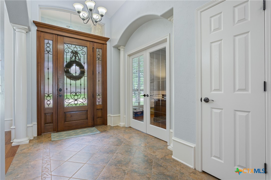 1332 Walker Circle Property Photo 4