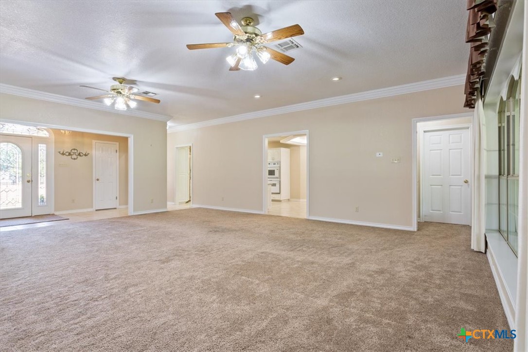 1204 Fairway Circle Property Photo 4